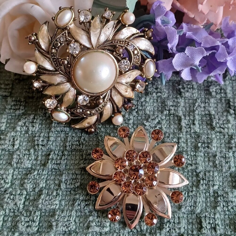 Vintage Jewelry Bundle #4 - Picture 2 of 7